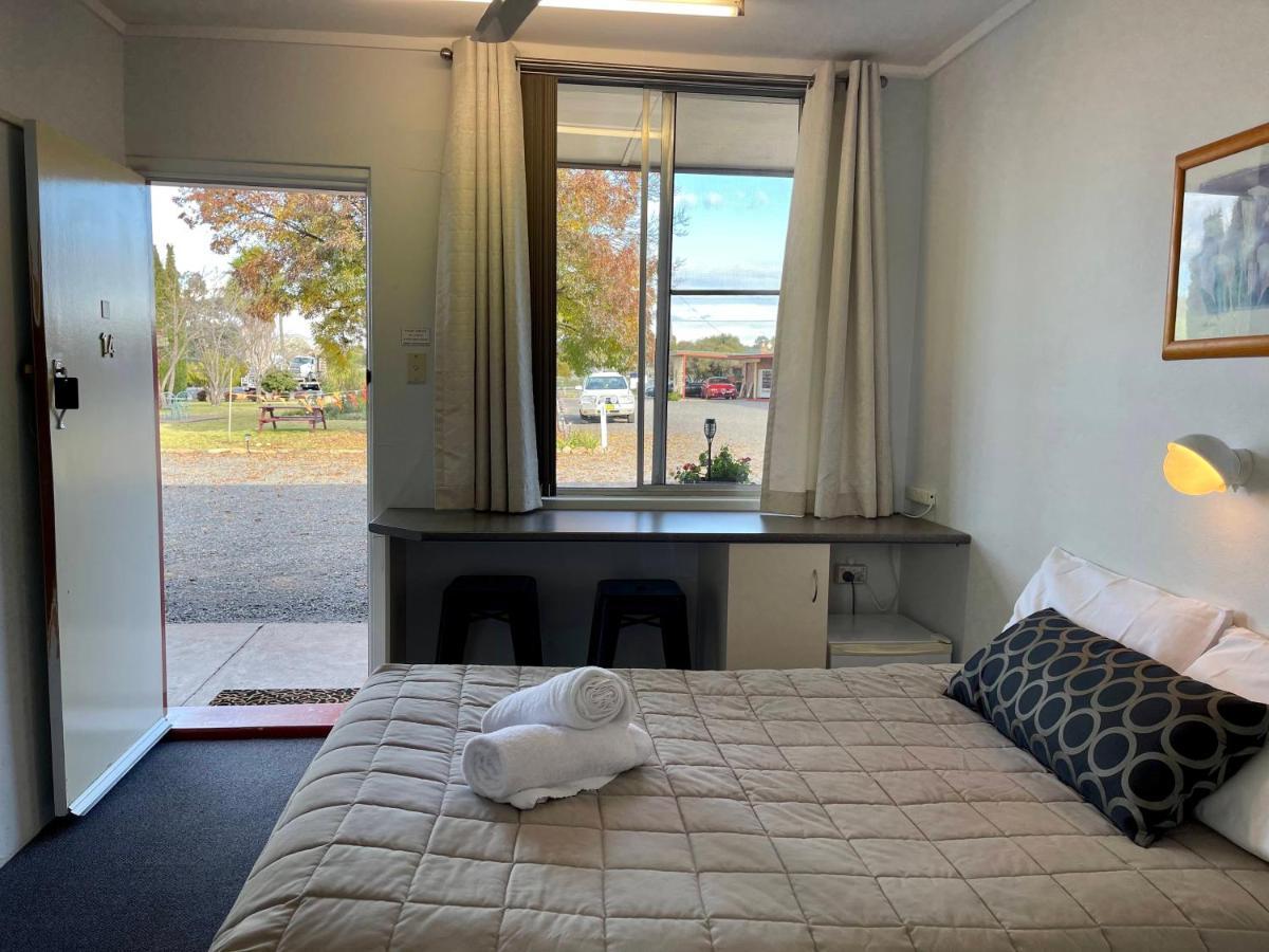 Quirindi Sunflower Motor Inn Zewnętrze zdjęcie